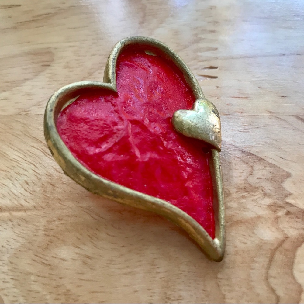 Vintage ❤️ Heart, Valentine, Love Pin - Red & Gold - Picture 2 of 6
